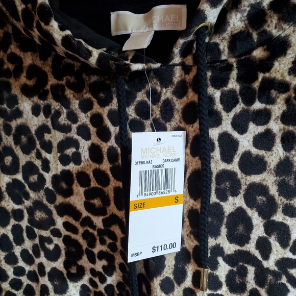 Michael Kors hoodie so soft and warm. Size S - Picture 4 of 7